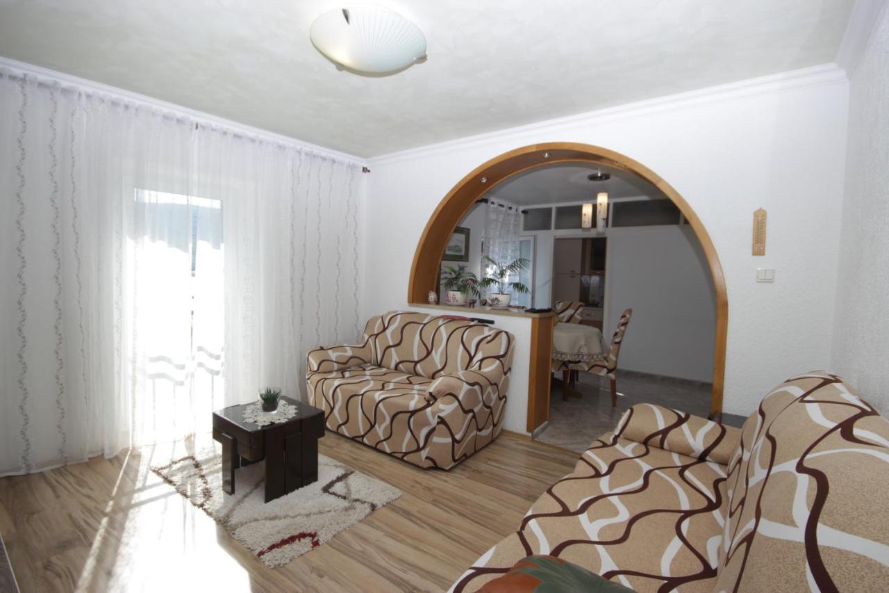 App Lori Hotel Rabac Bagian luar foto